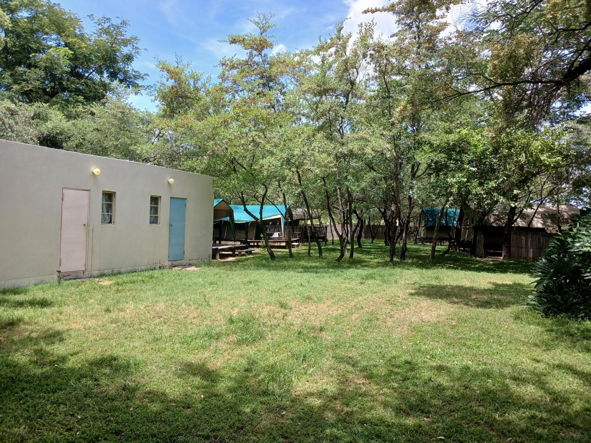 Camp Hogo Kavango Rundu Exterior photo